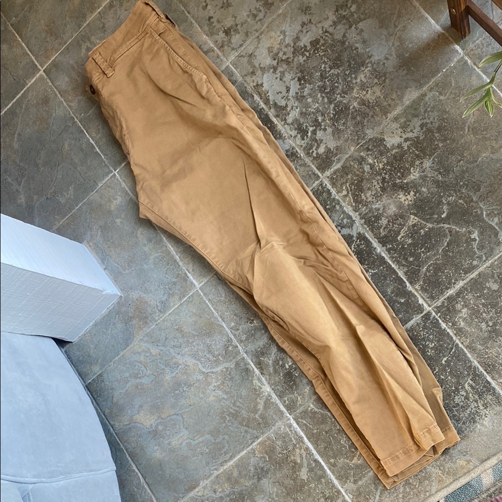 Men’s khakis